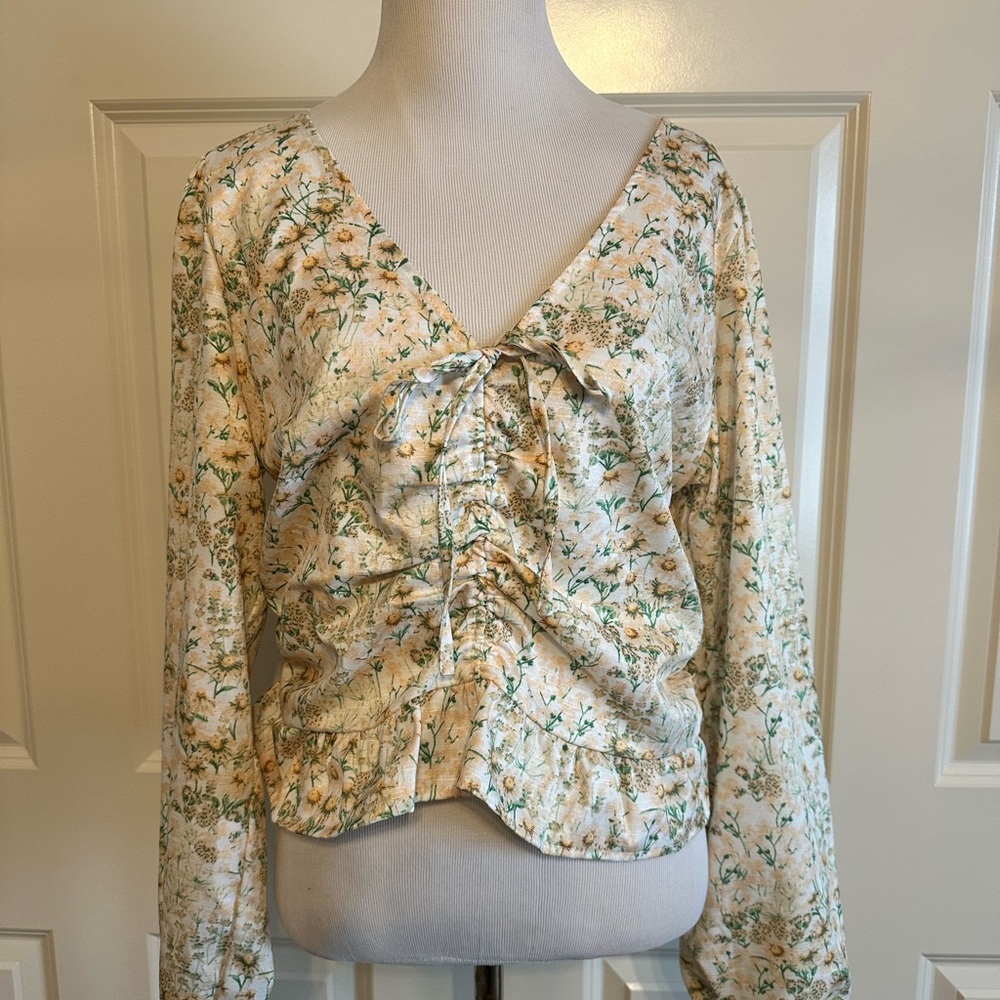 Goodnight Macaroon Floral Tie-Front Blouse